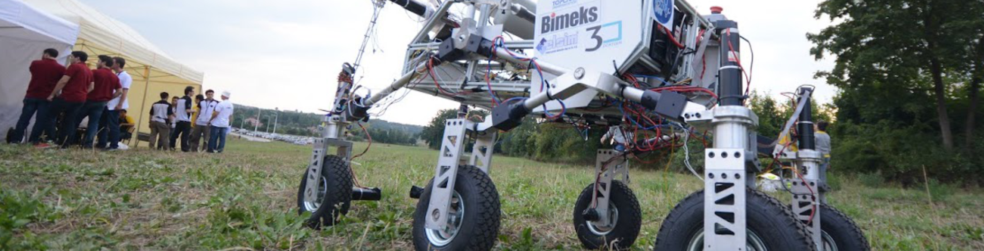 ÖzÜ Rover Takımı Geliştirdiği Mars Gezgini’nin Parçalarını 3D Yazıcıda Üretti