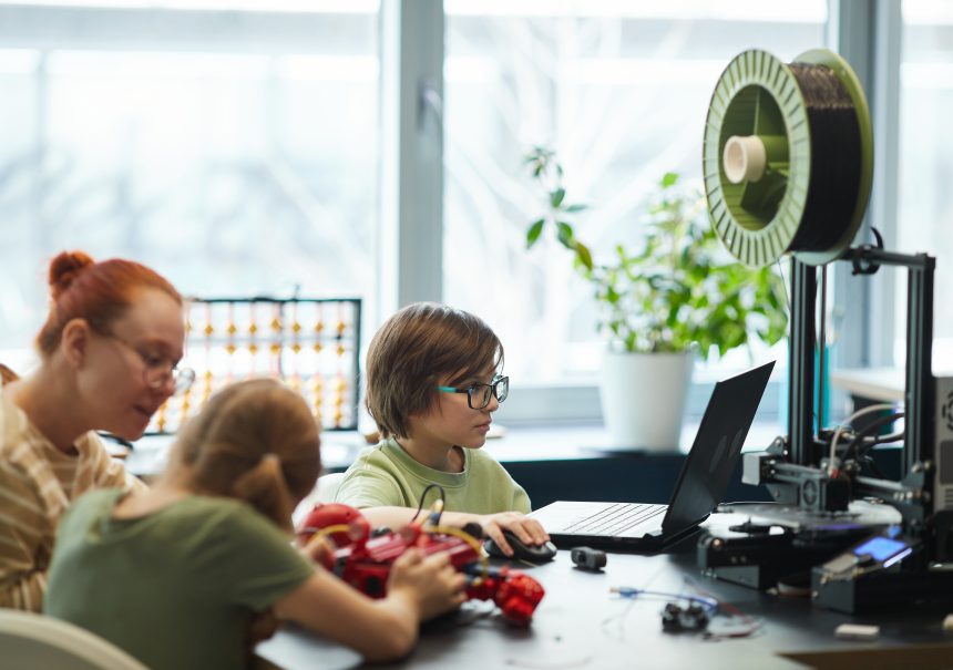 3 Boyutlu Yazıcılar: Çocukların Problem Çözme Becerilerini Geliştiren Sihirli Araçlar